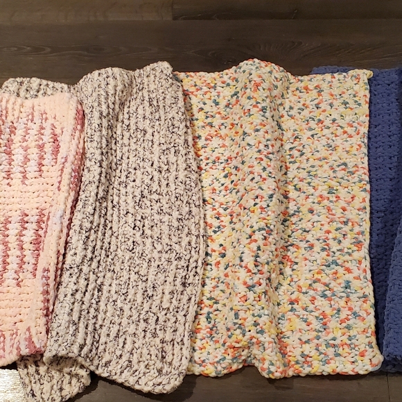 Hand knit baby blankets - Picture 5 of 5
